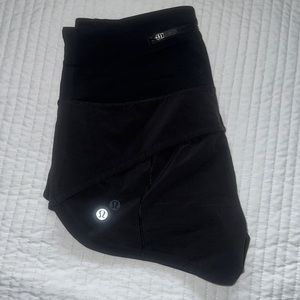 Black Lululemon Speed Up 2.5 Shorts